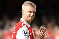 Статистичний портал оцінив шанси Зінченка та «Арсенала» виграти трофей АПЛ