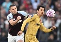 Матчі суперників «Динамо». Розгром від «Крістал Пелесу», нічия «Фіорентини», камбек «Самсунспора»