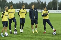 Новини з табору збірної України: у першому тренуванні в Кракові взяли участь 23 футболісти