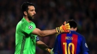 Буффон порівняв Мессі та Роналду