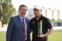 Юрий Вернидуб признан тренером месяца в Беларуси