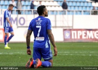 Ленс викладається на тренуваннях до сьомого поту