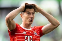 Президент «Баварії»: «Навіщо нам продавати Левандовські? Він відпрацює контракт до кінця»
