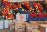 ФІФА передала українським медикам ліки й медичне устаткування: фото