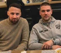 Динамівці: життя за межами поля 