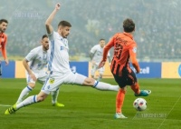 Бернард: «Ярмоленко - відмінний футболіст і цілком заслуговує всіх компліментів на свою адресу»