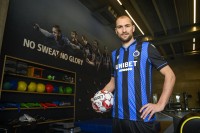 Как соперник «Динамо» решил проблему с центрфорвардом