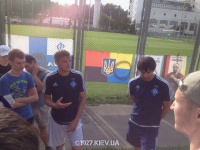 Олександр Гладкий поспілкувався з вболівальниками «Динамо»