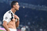 Роналду, Салах, Месси и еще семь самых высокооплачиваемых игроков мира за минувшее 12 месяцев