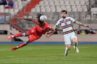 Гол Родригеса не помог. Португалия не без проблем обыграла Люксембург