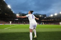 В Англії стартував жіночий Євро. Матч-відкриття відвідали майже 69 тисяч глядачів