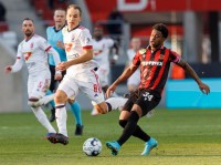 Ліга конференцій. Українець в складі клубу з Фарерських островів та динамівці «Фехервару» проти «Петрокубу»