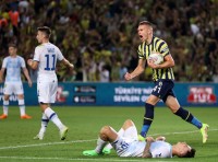 «Встановити достеменно, хто мав грав з Салаї після цих всіх замін неможливо», - блогер про гол «Фенербахче» в ворота «Динамо»