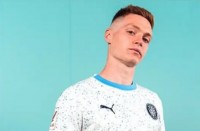 «Жирона» представила виїзну форму на наступний сезон, Циганков взяв участь у показі комплекта