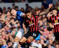 ​Миколенко – добре, Забарний – погано. Стали відомі оцінки українців в дербі