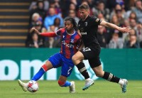 91% точних передач. Яка оцінка Забарного за матч «Крістал Пелас» – «Борнмут»?