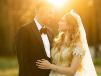 «Найкрасивіший і найдбайливіший». Дружина захисника збірної України Забарного виклала в мережу їхні архівні фото