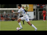 Це - Усик? | Гравець Динамо відправив суперника в нокдаун