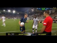 Гармаш піхає боковому!! Злість Дениса за аут не в той бік